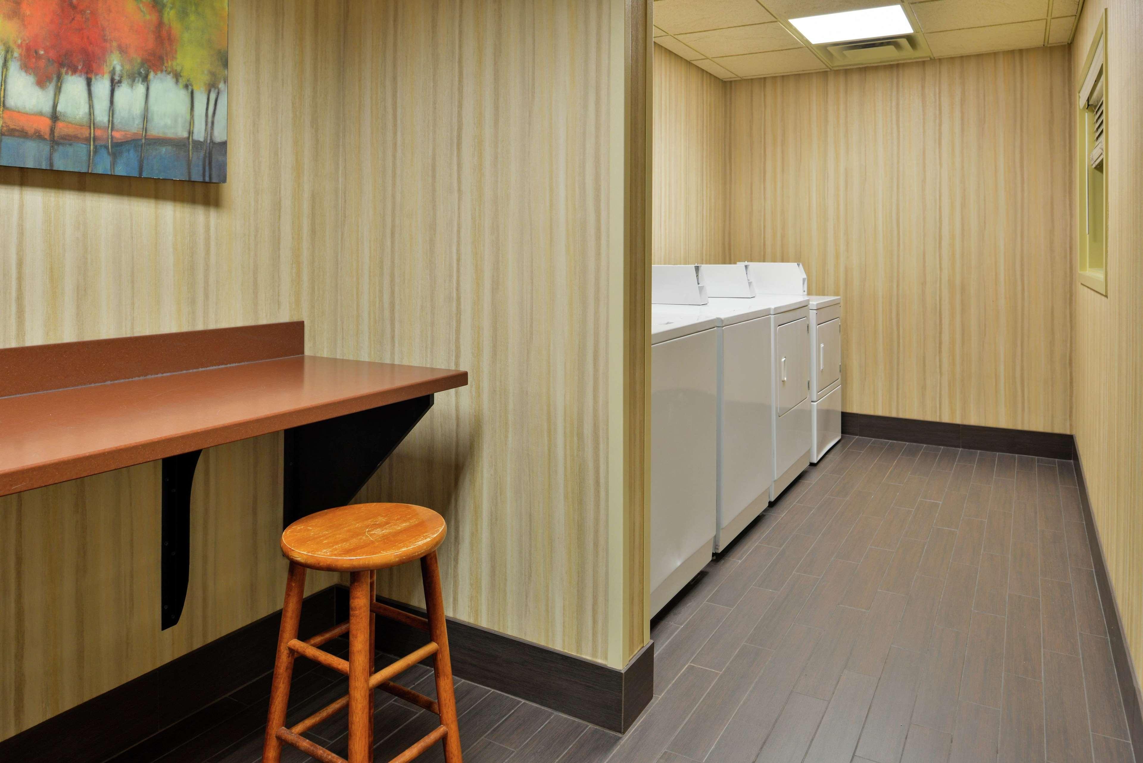 Hampton Inn Idaho Falls / Airport Esterno foto