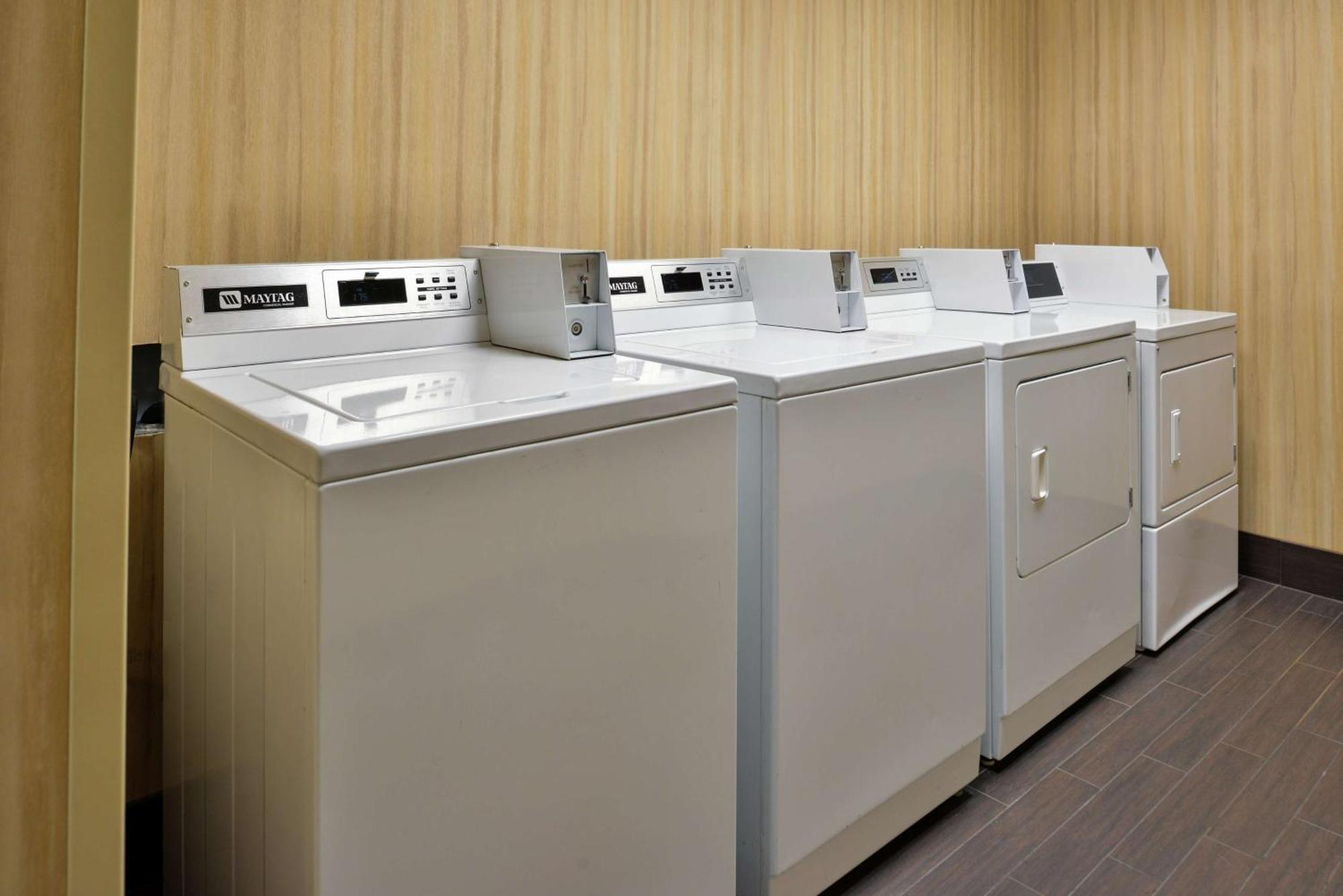 Hampton Inn Idaho Falls / Airport Esterno foto