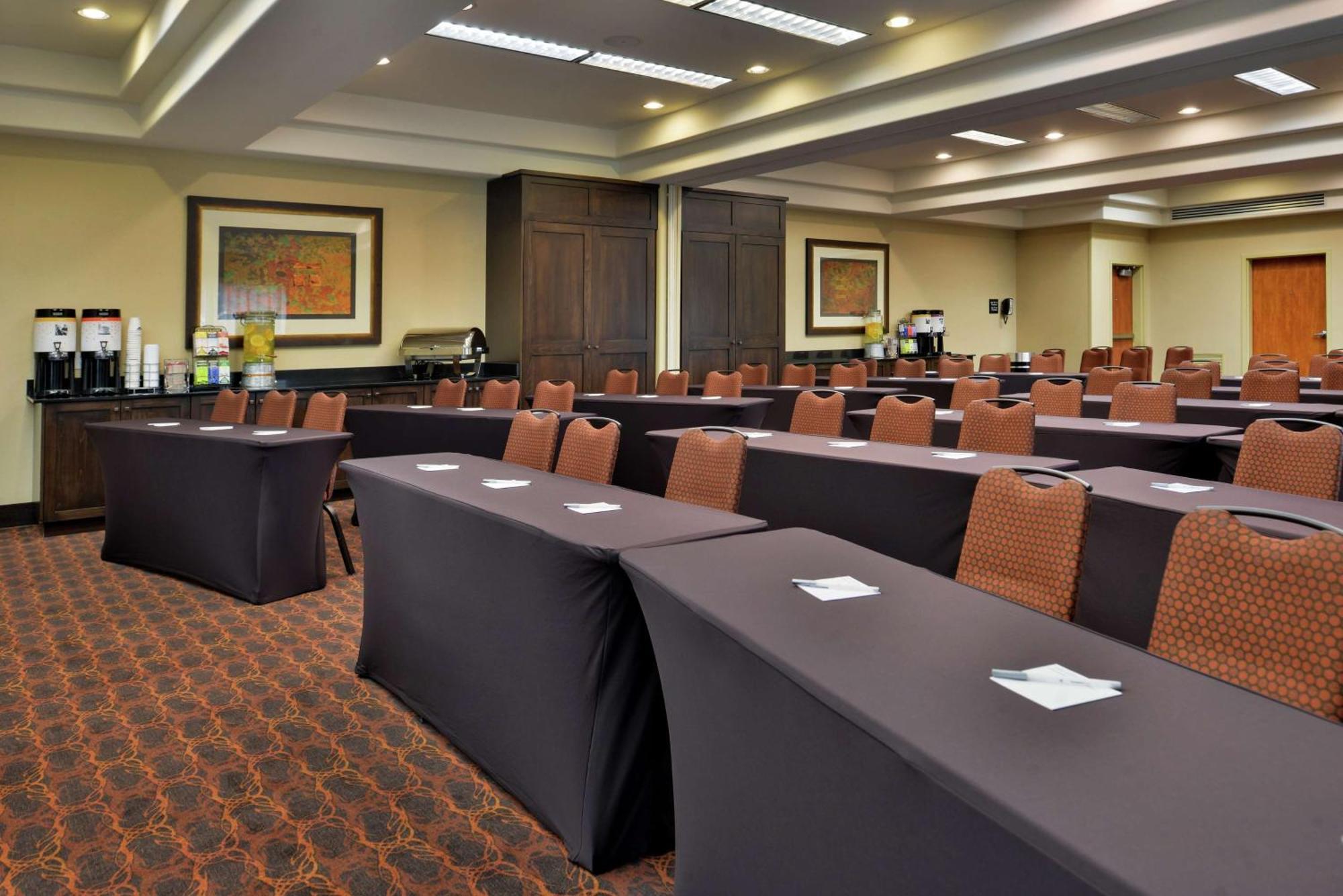 Hampton Inn Idaho Falls / Airport Esterno foto