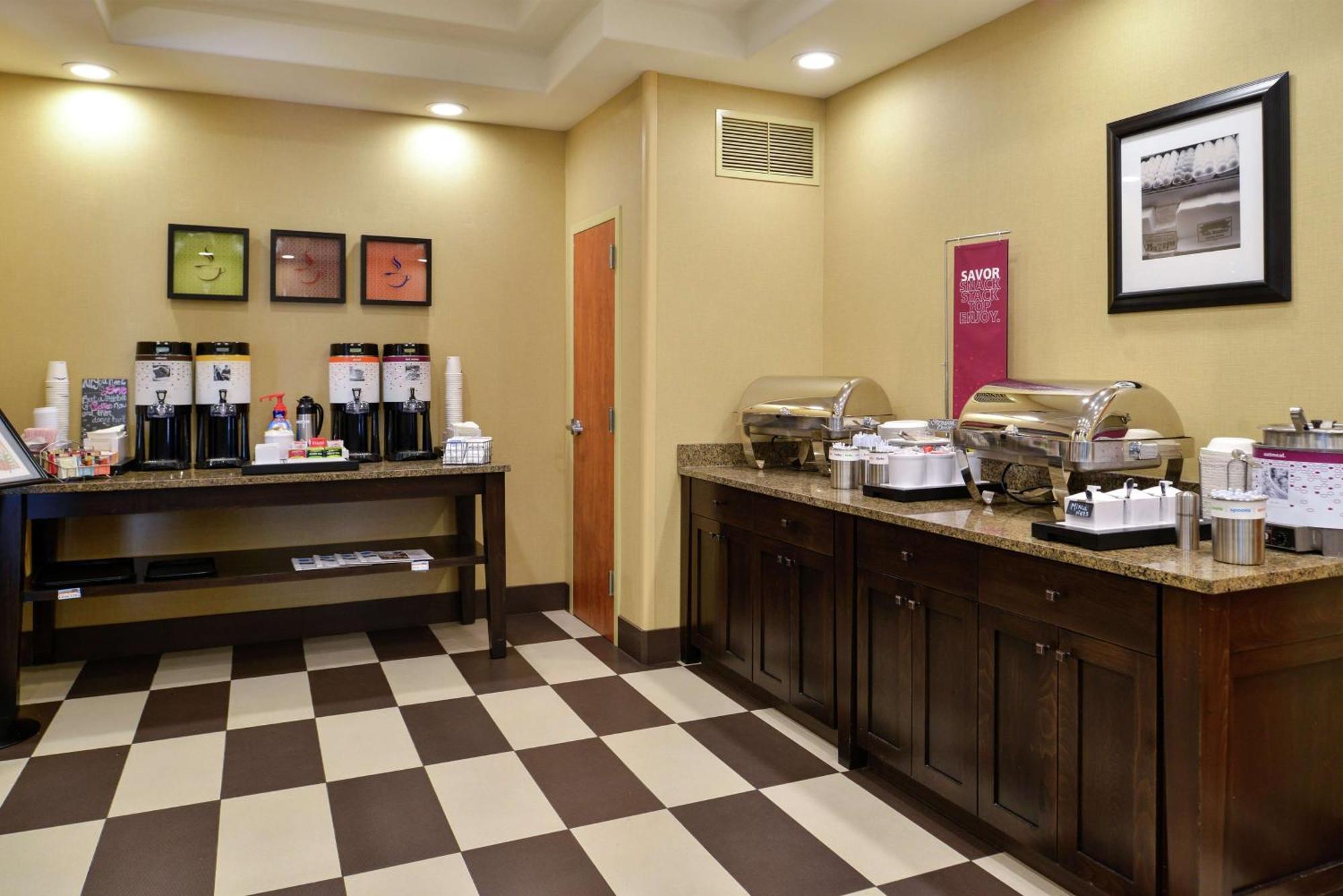 Hampton Inn Idaho Falls / Airport Esterno foto