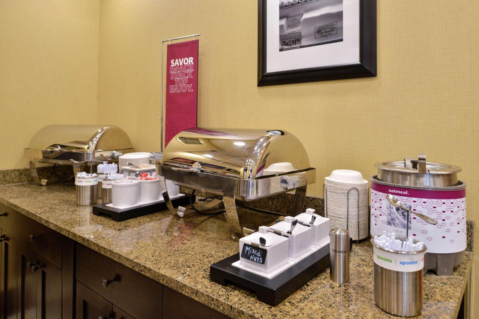 Hampton Inn Idaho Falls / Airport Esterno foto